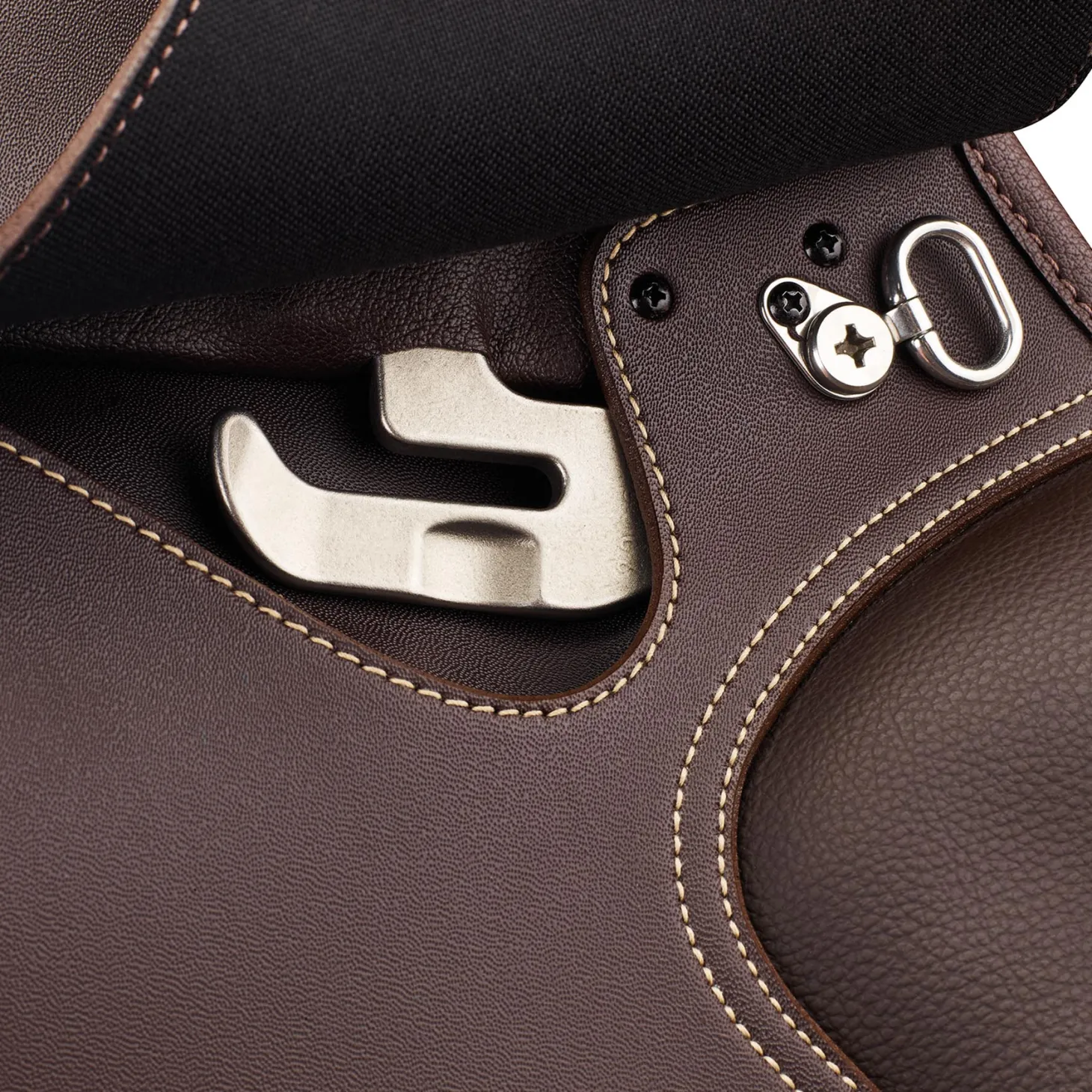 Wintec 500 Close Contact Saddle with Flocked Panels